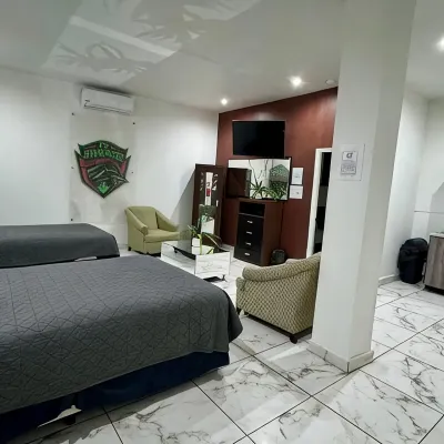 La frontera suites motel Hoteles cerca de Coppel Ugarte