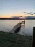 Waterfront Cottage, Swim, Paddle, Fish and Relax on Your Private Dock. - シャレー