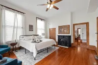 Historic Downtown Loft B - Holiday Apartments