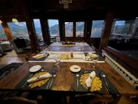 Laguna Larga Lodge - Homestays