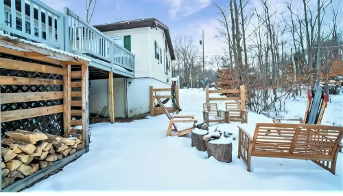 LAKEFRONT - Lake Escape - Arrowhead Lake Community