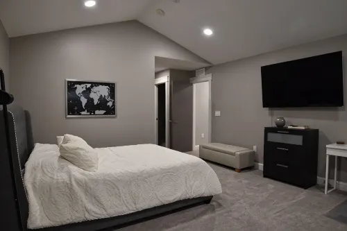 Charming 2-Bedroom Luxury Condo in the Heart of Canton - Kitchens