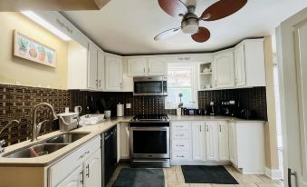Welcome to our cozy/charming 2 Bedroom 1 Bath Apartment in Central Bridgewater