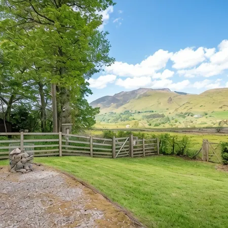 Character Cottage with fabulous mountain views in the North Lakes District