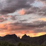 靜謐3英畝牧場度假屋，享有壯麗山景!!