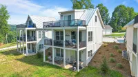 Brand New! Deerfield house with covered boat slip!