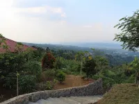 Serenity and Fresh Air Villa 36 Gunung Salak Hotel di Cijeruk