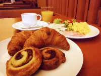 โรงแรมรูท-อินน์ ชิโตเสะ เอกิมาเอะ - พร้อมอาหารเช้า
