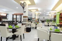 G Syariah Hotel Bandar Lampung - breakfast