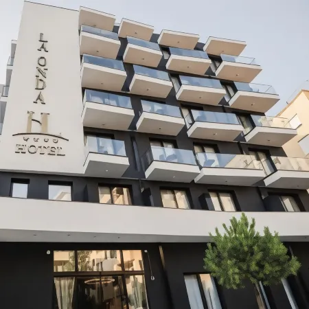 La Onda Hotel Durres