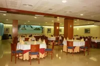 Hotel Flora Parc - breakfast