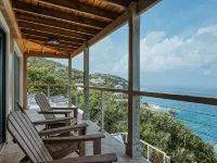 Private Waterfront 5 Bedroom Villa! Stunning views from every room! โรงแรมในนอร์ทไซด์