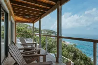Private Waterfront 5 Bedroom Villa! Stunning views from every room!