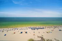 Direct Beachfront  Splash Pad Lazy River-Waterslide-Walk to Restaurants and Bars - อ่างจากุชชี่