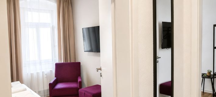 Central apartment for 4 people with kitchen, WiFi & private parking space Hotels in Meissen