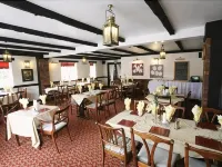 The Blacksmith's Arms Halland - parking
