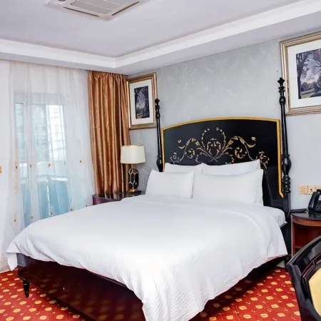 Golden Vista Hotels