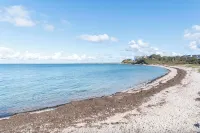 Gorgeous Spacious Victorian Cape Cod Beach View Retreat - 4성급
