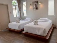 Hills & Hush Khao Sok Eco Resort - 4-Star