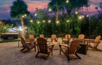 Family Resort Near Ami, Heated Pool, Hot Tub, Mini Golf & Games