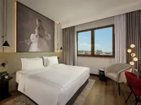 راديسون ريد بلغراد Hotels near باليلولا