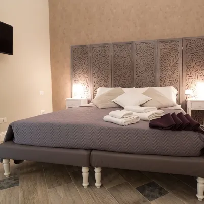 Real Giardinetto a Toledo Hotels near Piazza Plebiscito