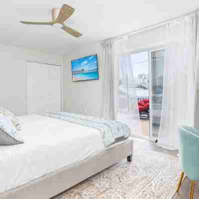 Blue House at the Beach Rooms