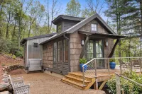 Authentic Asheville! Chic, Luxury Cottage + Hot Tub, Asheville, NC - Bungalows