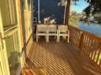 Ocean View Beach House. Sleeps 8 Coastal Luxe. Seabreeze! - balkon