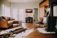 Newly renovated historical house. Walking distance to all of downtown! - Wifi