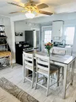 Ocean Breeze -Dog Friendly Cottage Steps 2 Beach Sleeps 4 - 100 Yards to Beach!