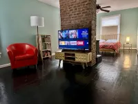 Mid-Century Downtown Staunton Loft - Condos