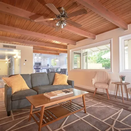 Stylish & Remodeled - Walk to Fresno State Stadium