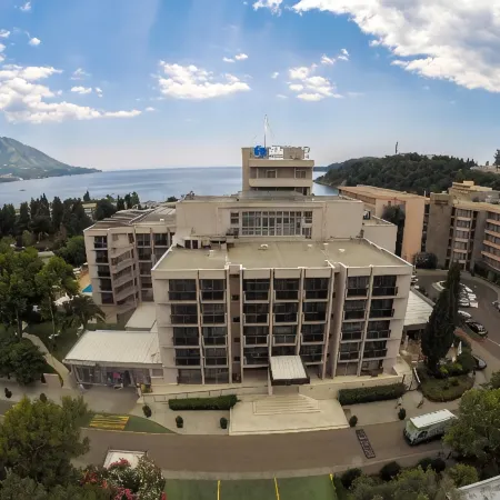 Hotel Tara Becici Отели в г. Борети