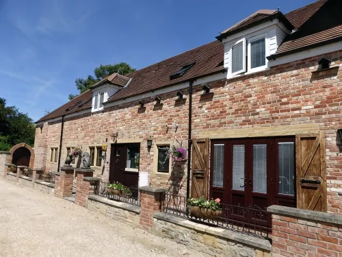 Liongate House - 4-Star
