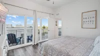 Luxury Madeira Beach Penthouse - Water Views • Heated Pool • Near John’s Pass - sul mare