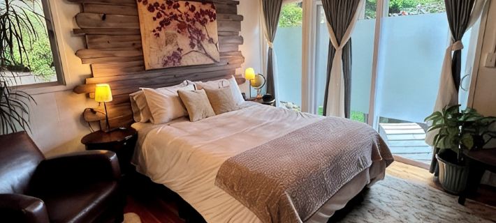 Humboldt Haven: Gorgeous Home for 13 w Gardens, Firepits, Forest & Bay Views Hotels in Arcata