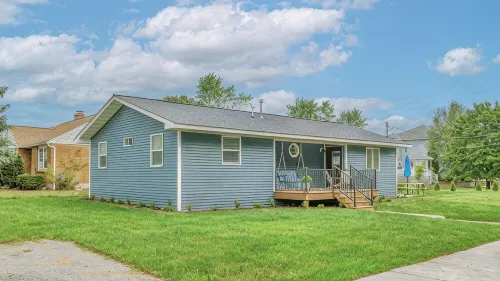 NEW! 3 bed, 1.5 Bath, Games, WIFI