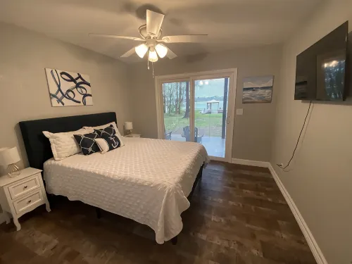 Shore Thing Waterfront Home with private covered boat dock on Toledo Bend - 무료 와이파이