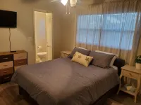 Welcome to Casa de Cruz where everything is a short drive away! Perfect for you! - Homestays