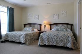 Comforts of Home Sweet Home! Close to Beaches!