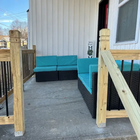 Love the Cov- Spacious 4-bedroom house in charming Covington with WiFi, AC