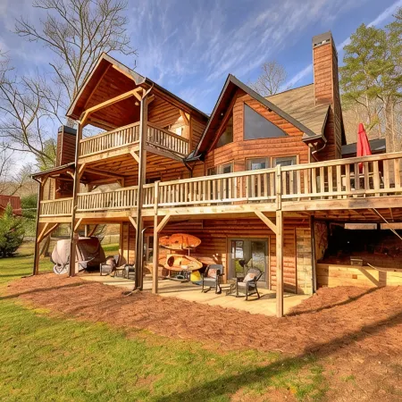 Luxury, Toccoa River Front, Fishing, 3 Fireplaces, Kayaks