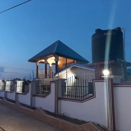 MAXJEN HAVEN GUEST HOUSE