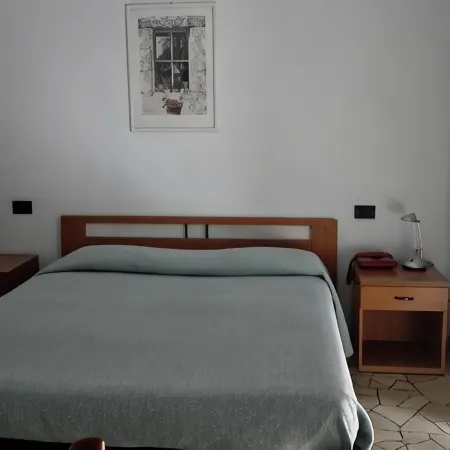 Hotel Mira