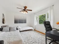 New! Minutes to Downtown - Private Half-Acre Ranch Retreat - Private Pools