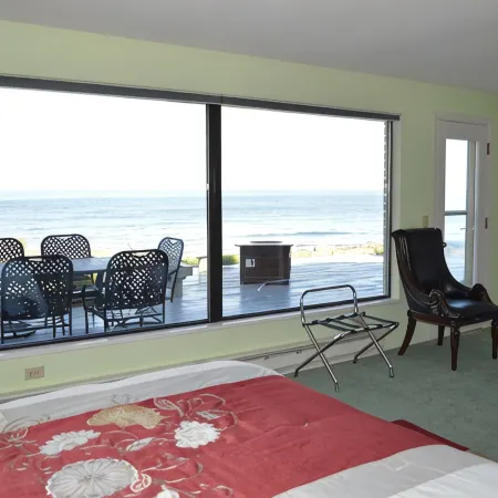 Beautiful West Beach Waterfront Home - Spectacular Setting!