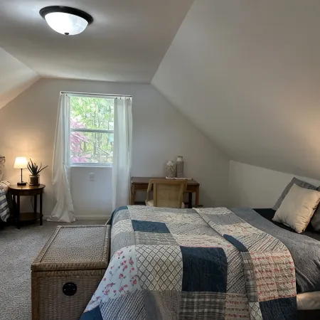 Oscoda Lake House : waterfront, 4 beds