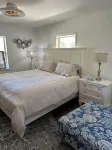 The Fuller House! Charming! Convenient! A straight drive to downtown!! - Boutique
