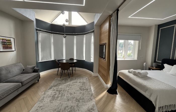 London Studios and Suites